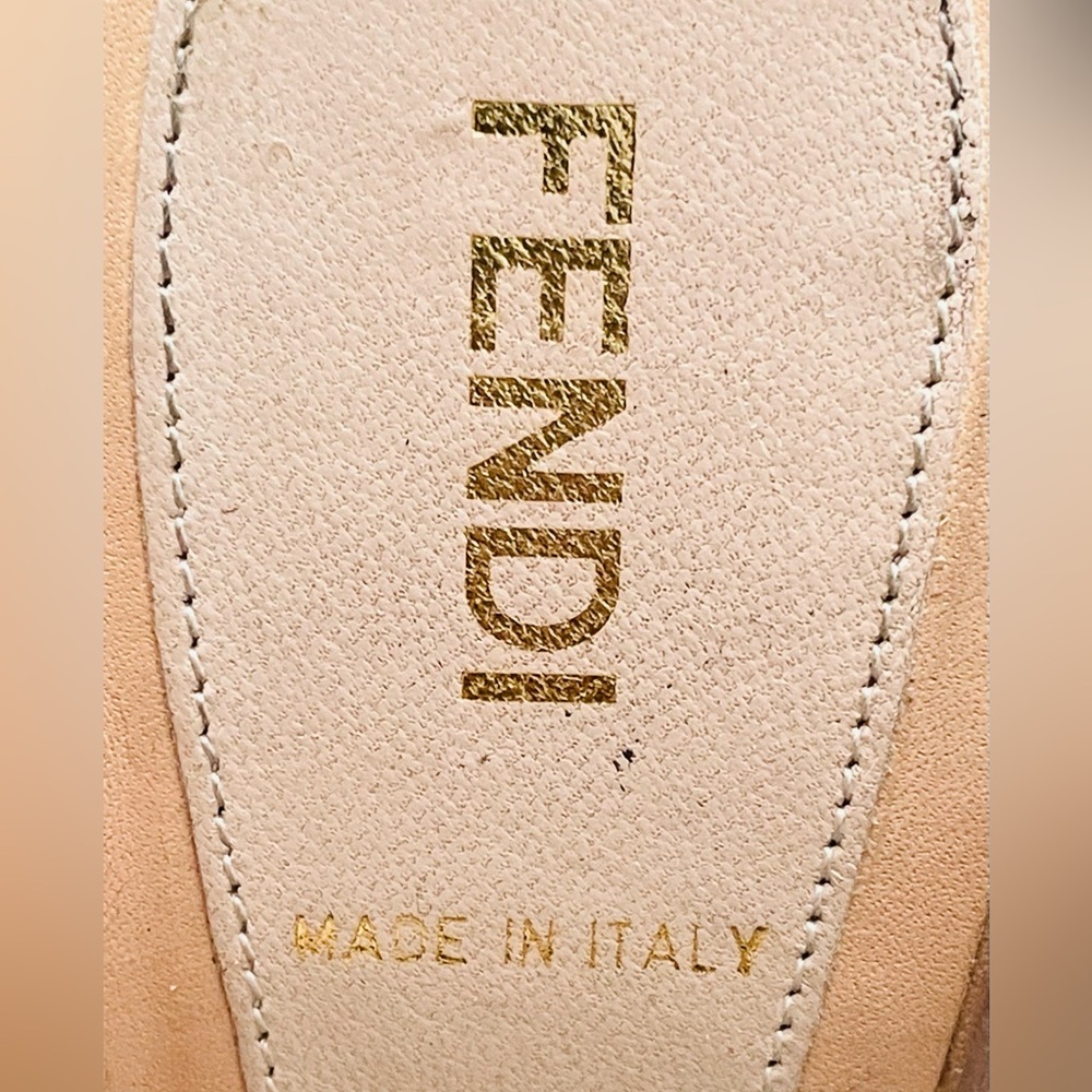 FENDI Black / Cream Leather Heels With Cut - Out FENDI Logo Detail & Dust Bag - Picture 6 of 13